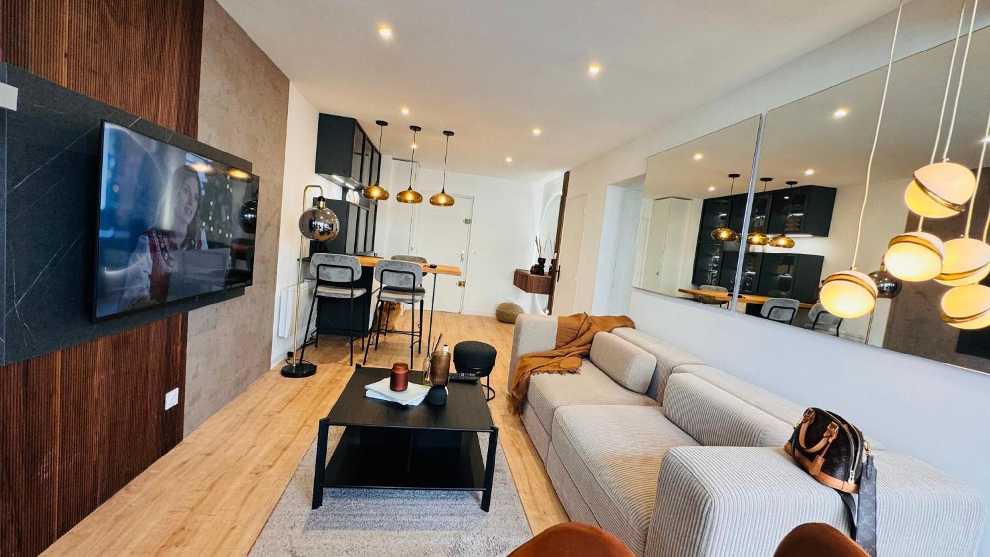 Appartement 50M De La Plage Et Toutes Commodites, Plein Centre Ville Et Silencieux La Grande Motte Exterior foto