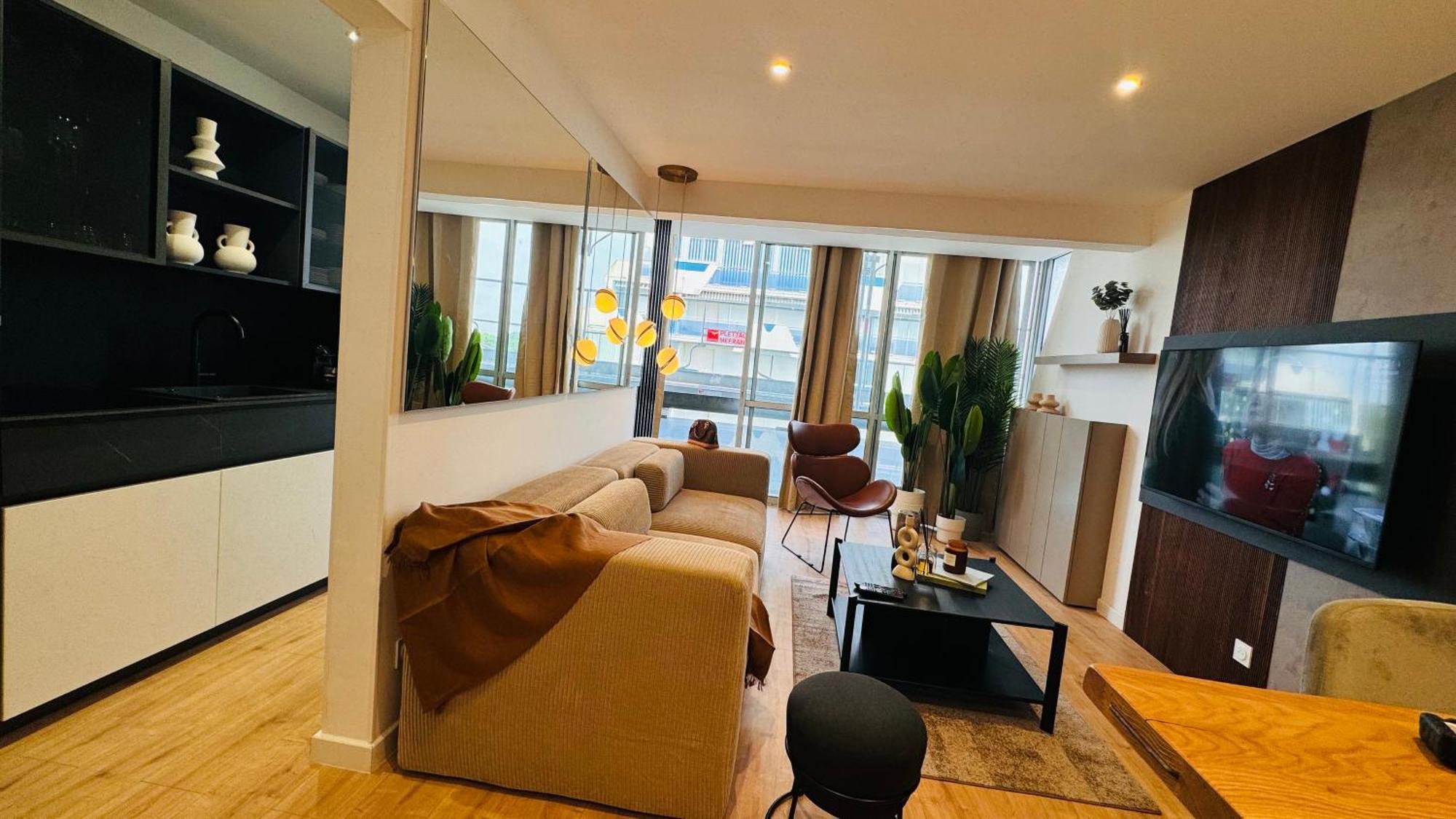 Appartement 50M De La Plage Et Toutes Commodites, Plein Centre Ville Et Silencieux La Grande Motte Exterior foto